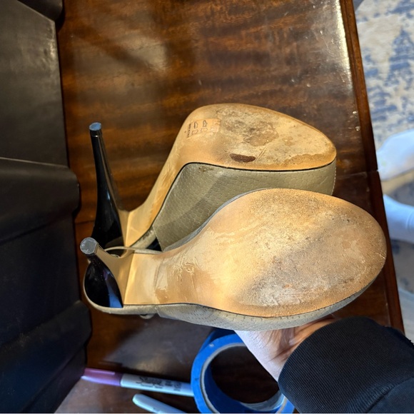 Giuseppe Zanotti Leather Animal Print Slingback Pumps - Picture 6 of 6